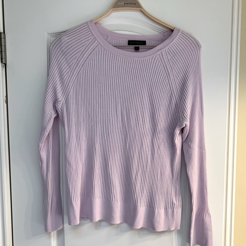 Banana Republic Lilac Blush Sweater.  Size XL.